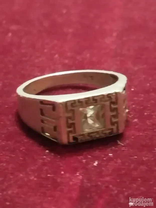 Srebrno zensko muski prsten 3.9gram-18mm