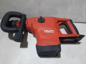 HILTI aku štemalica TE500 SDS MAX prihvat alata