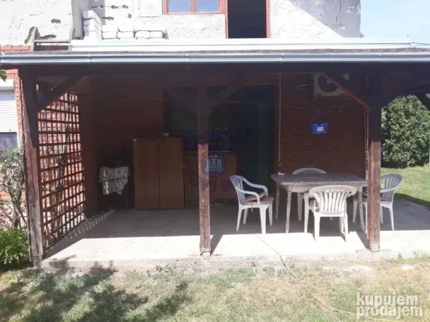 Spratna kuca -134m2 -Adice