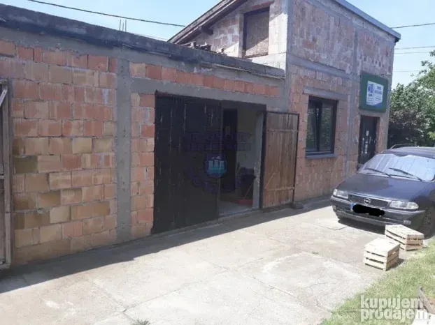 Spratna kuca -134m2 -Adice