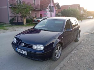Volkswagen Golf 4