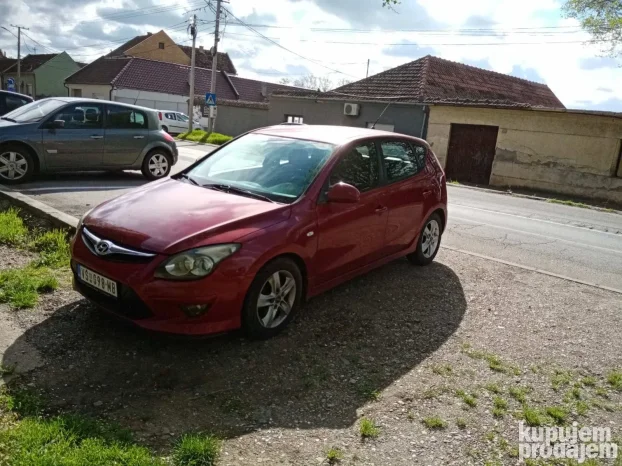 2011 Hyundai i30 1.4 OHC