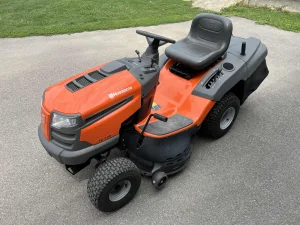 Husqvarna traktor kosacica