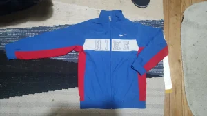NIKE veličina L (152-158cm 12-13godina) - Original!