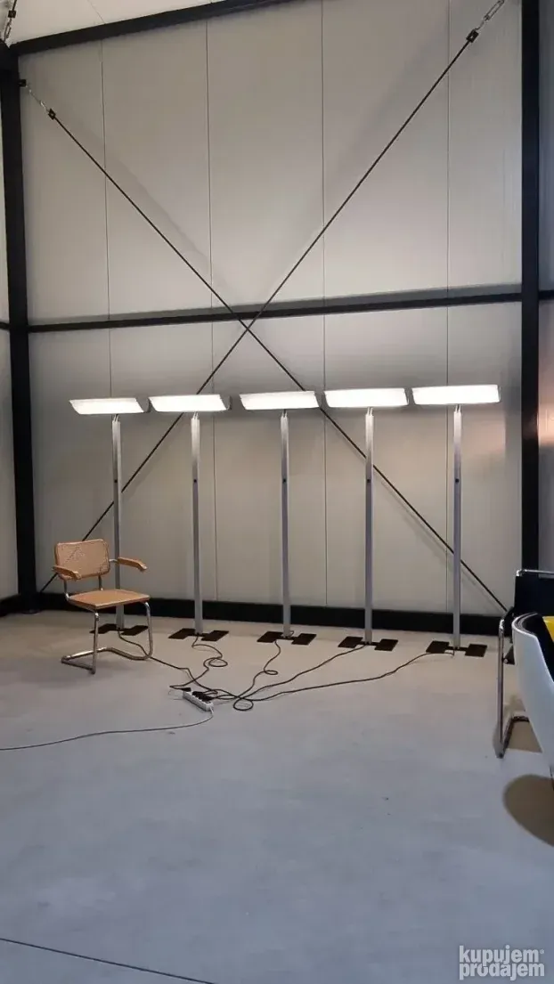 5 podnih lampi Zumtobel Staff