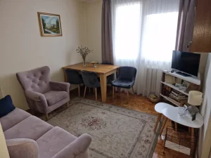 Stevana Prvovenčanog, Kruševac, Bare, 3.0 trosoban, 60 m²