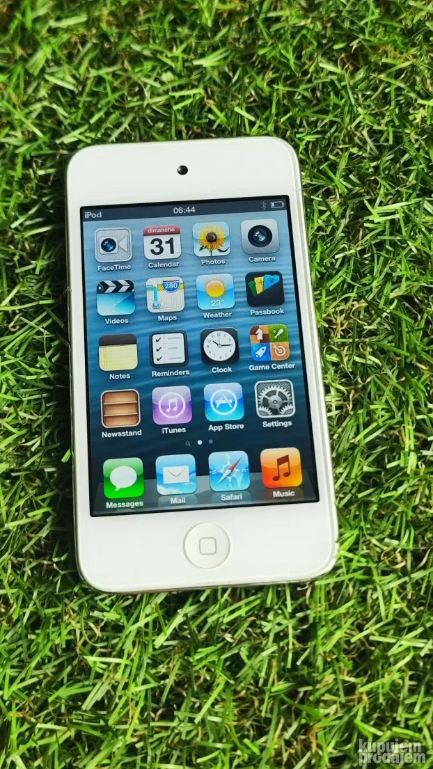 Apple iPod touch 4th Gen 8Gb A1367