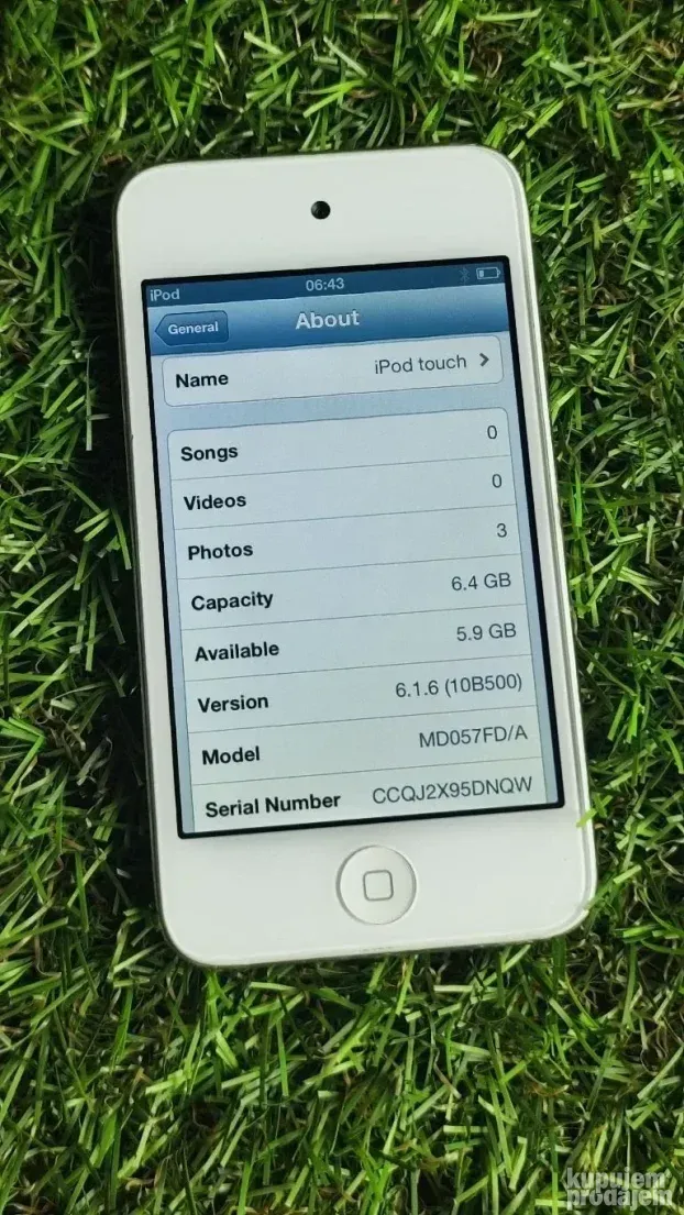 Apple iPod touch 4th Gen 8Gb A1367