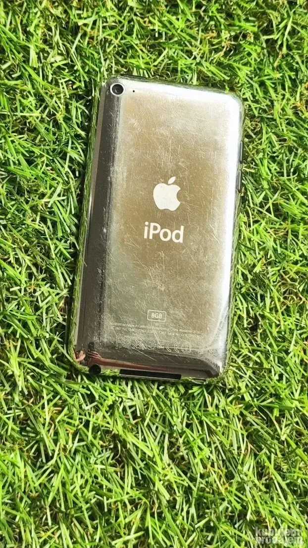 Apple iPod touch 4th Gen 8Gb A1367