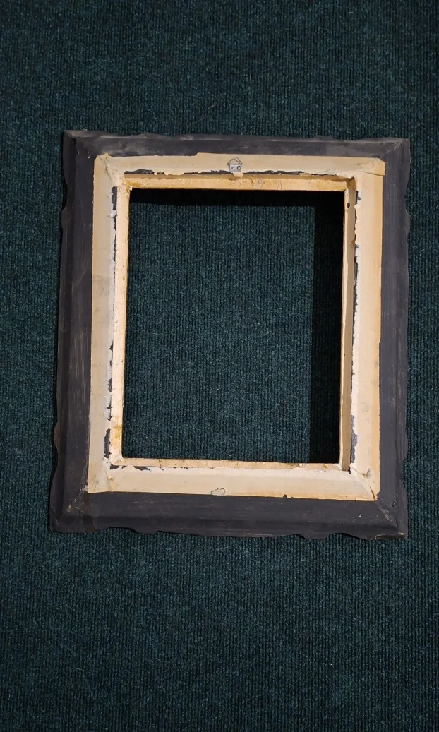 Masivan Barokni Ram – Drvo i Gips – 23x29 cm (Unutrašnji)