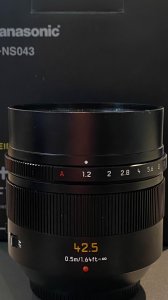 Panasonic Leica DG Nocticron 42.5mm f/1.2