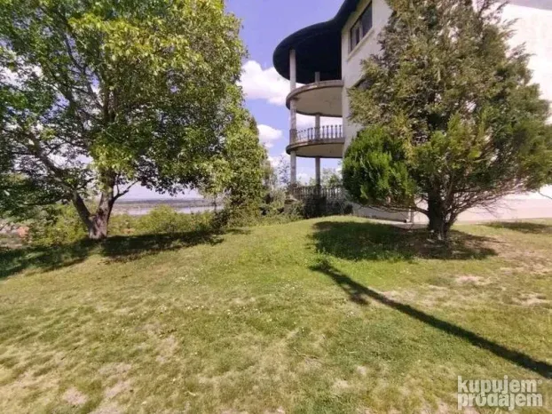 Odlična investicija, Čerević-984m2!