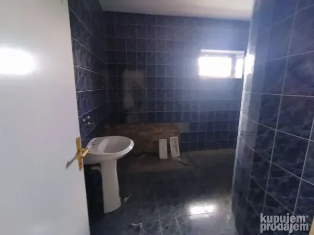 Odlična investicija, Čerević-984m2!