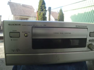 Onkyo K-611