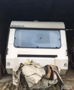 Kupujem kamp prikolicu