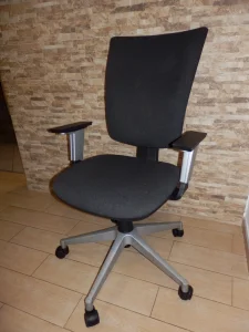 Kancelarijska stolica  br2