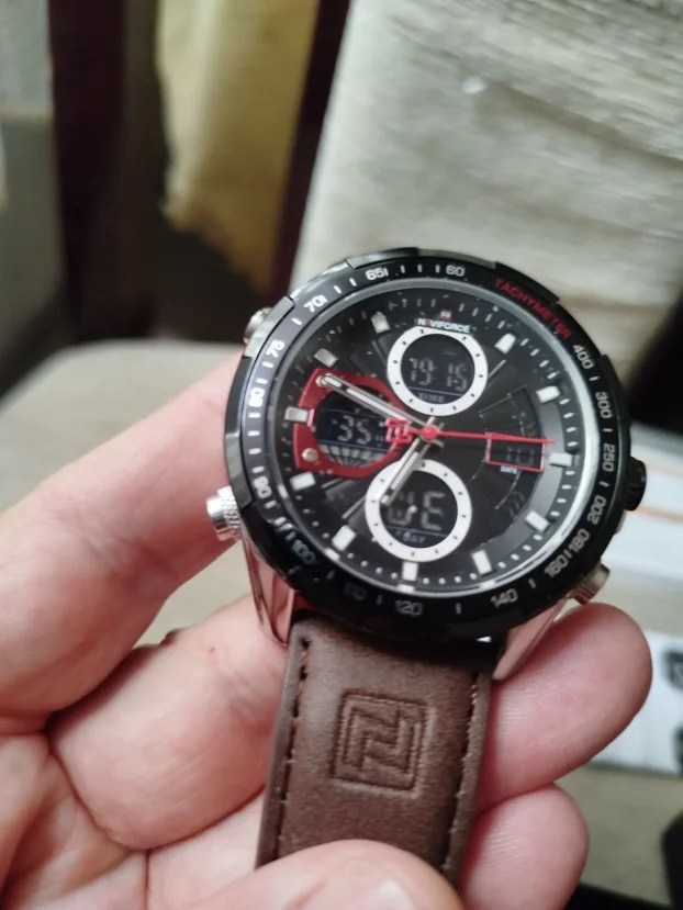 Muski rucni sat Naviforce NF9197l u kutiji