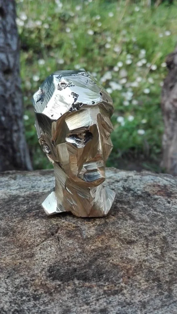Izrada skulptura po porudzbi od svih materijala i tehnika
