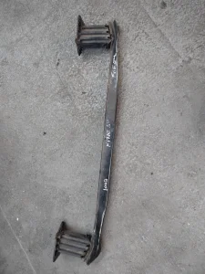 Fiat 500l nosac prednjeg branika