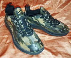 "NIKE AIR MAX AXIS PRINT" patike br. 36,5