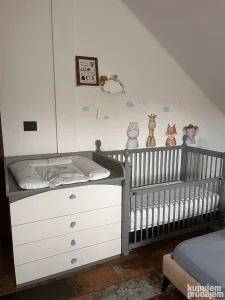 Komoda i krevetac sa dusekom