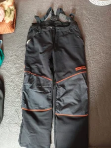Radna odela,profi pantalone za sekače mot.testere