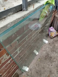 laminirano, blindirano,  troslojno staklo 80x80 novo