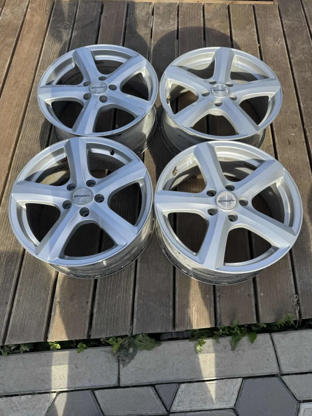 Na prodaju felne GAMPARTS 5x112 17’7j et37