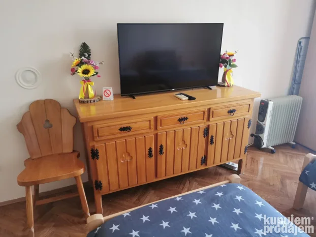 Stan na dan D9 Veliko Gradiste Srebrno jezero Tumane