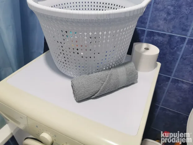 Stan na dan D9 Veliko Gradiste Srebrno jezero Tumane