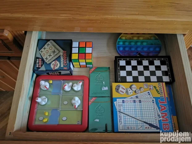 Stan na dan D9 Veliko Gradiste Srebrno jezero Tumane