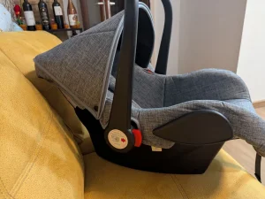 Auto sedište za bebe (jaje)