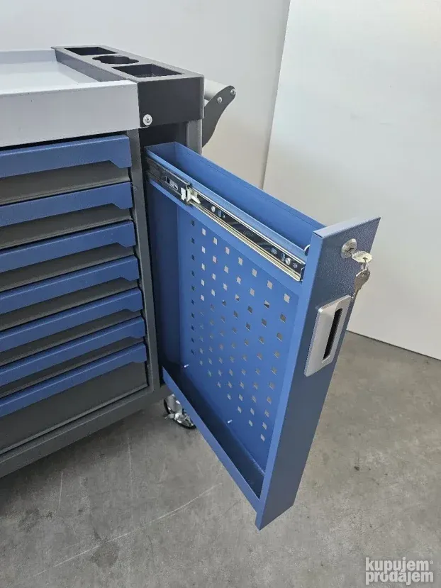 Kolica sa alatom 7 fijoka 250 dela nova AKCIJA