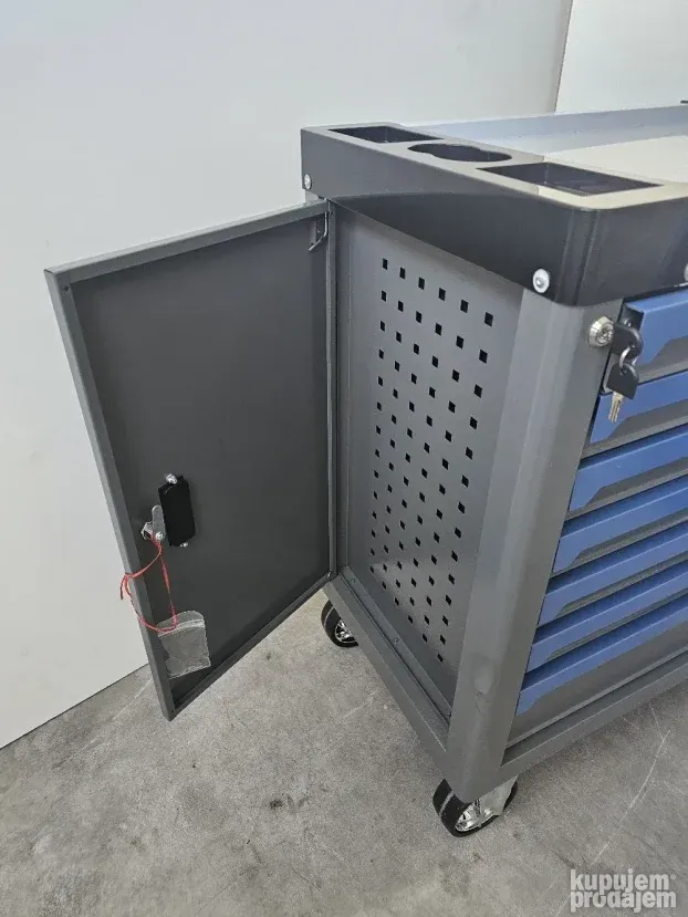 Kolica sa alatom 7 fijoka 250 dela nova AKCIJA