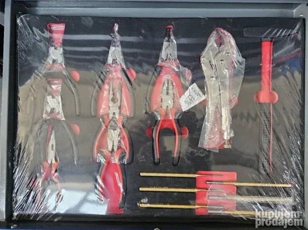 Kolica sa alatom 7 fijoka 250 dela nova AKCIJA