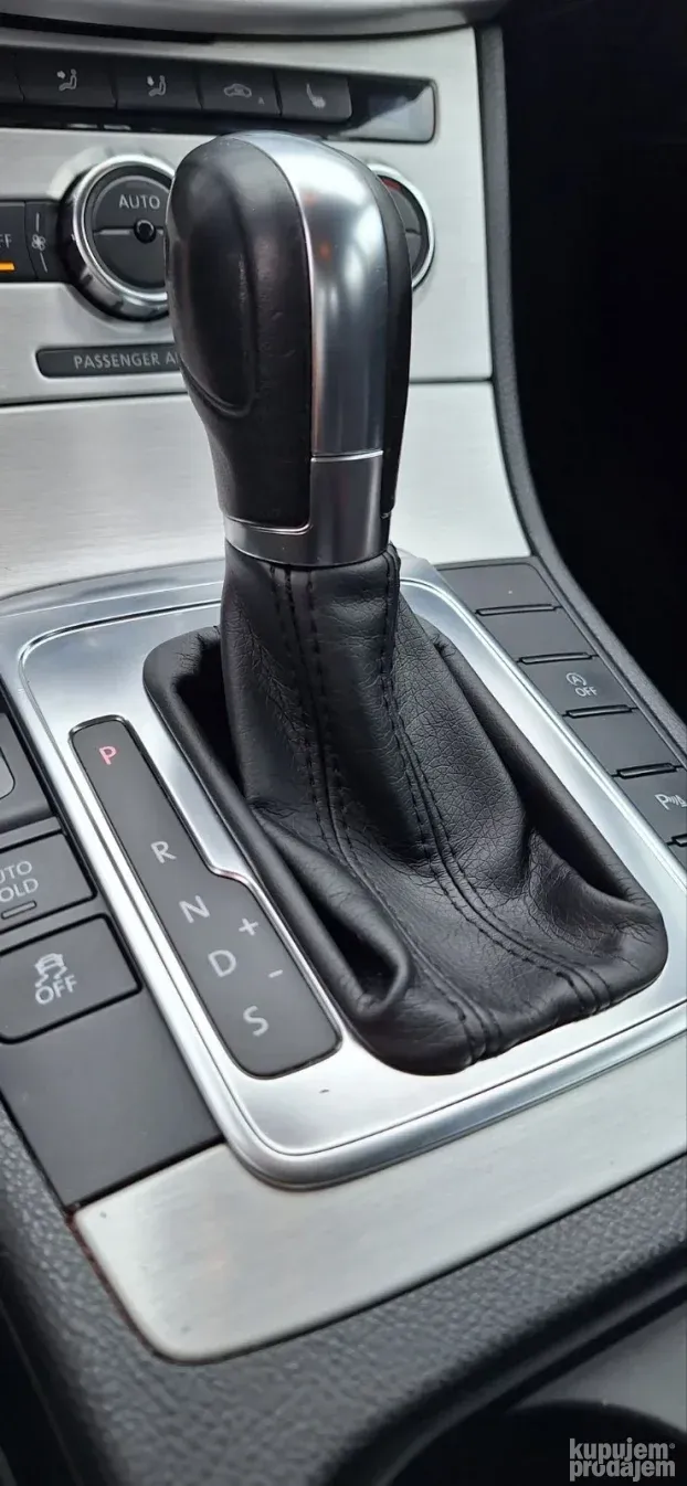 VOLKSWAGEN PASSAT B7 DSG kožica menjača (2010-2014) - NOVO