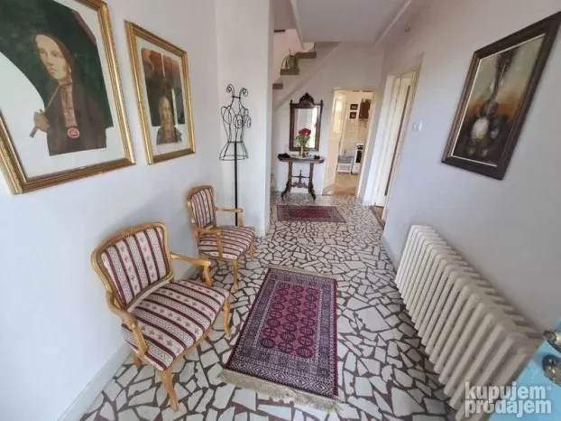 Sremski Karlovci,kuća,152m2