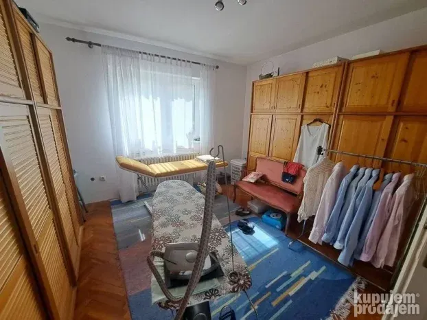 Sremski Karlovci,kuća,152m2