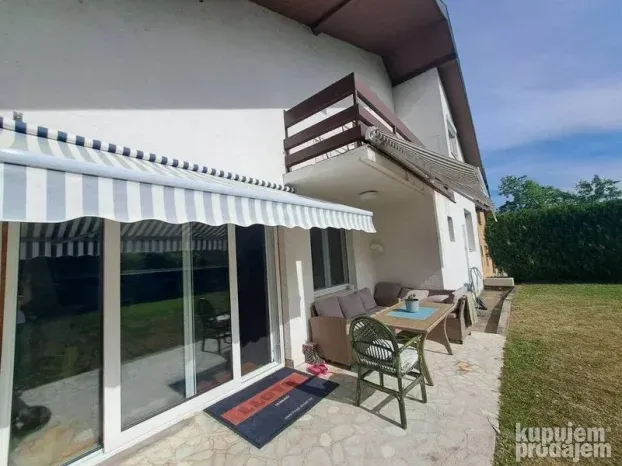 Sremski Karlovci,kuća,152m2