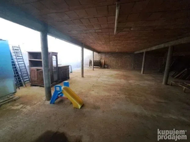 Sremski Karlovci,kuća,152m2