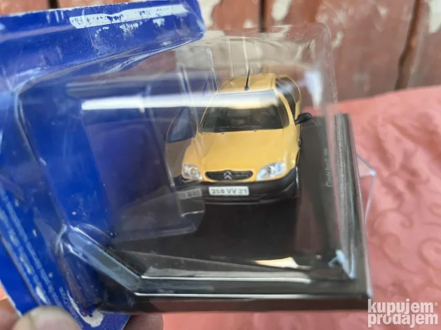 Vw Sharan Citroen saxo ferari F40 1:43