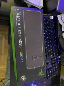 Razer Goliathus Extended najveca RGB chroma novo podloga