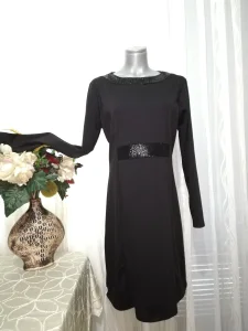 crna haljina sa škjokicama dug rukav vel.44-46