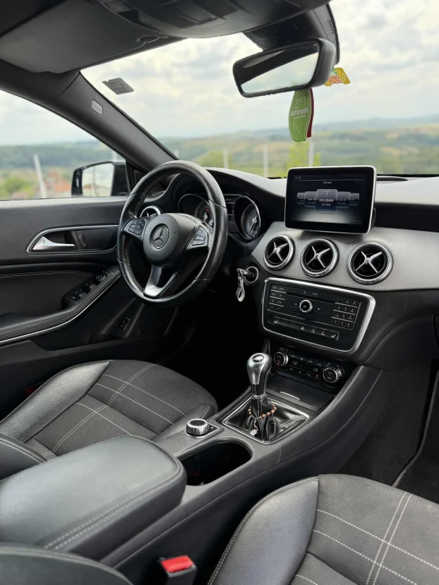 2015 Mercedes CLA 200 Mercedes CLA 200 NIG