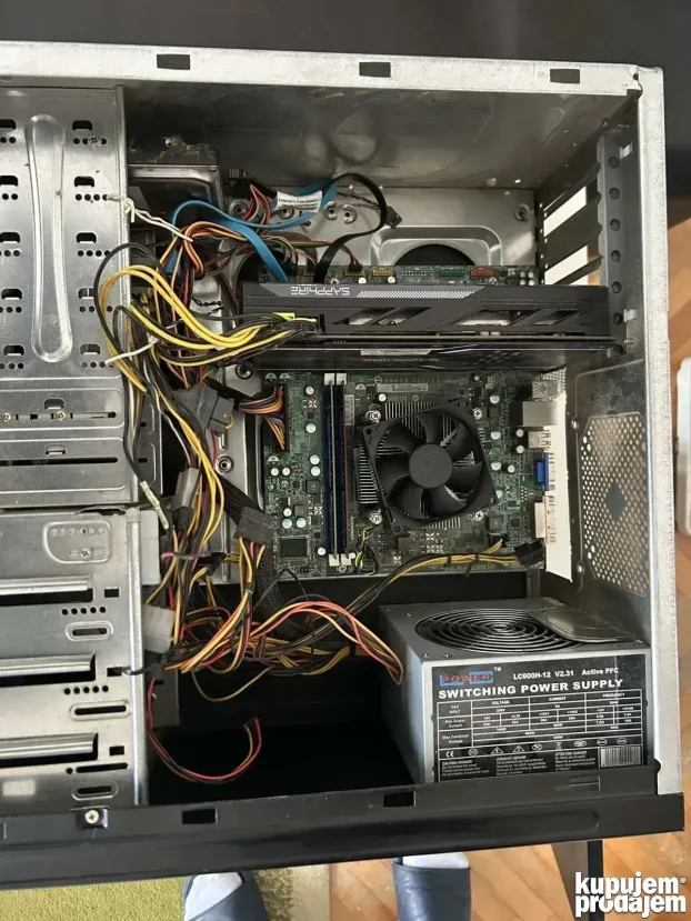 Budget gamer i5/8GB/256bit/600w real