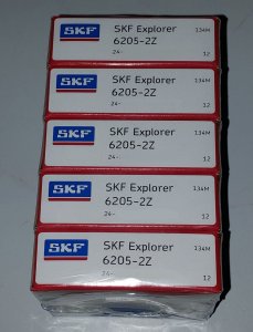 Lezaj 6205 SKF original pakovan u kutiju