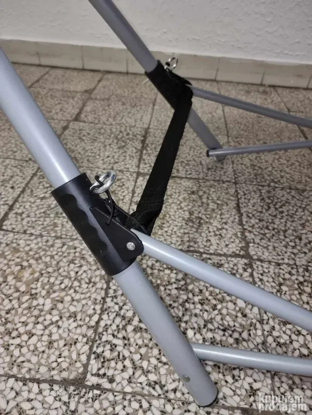 Lezaljka ljuljaska kamperska