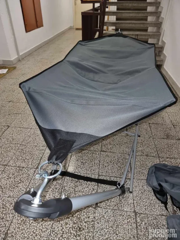 Lezaljka ljuljaska kamperska