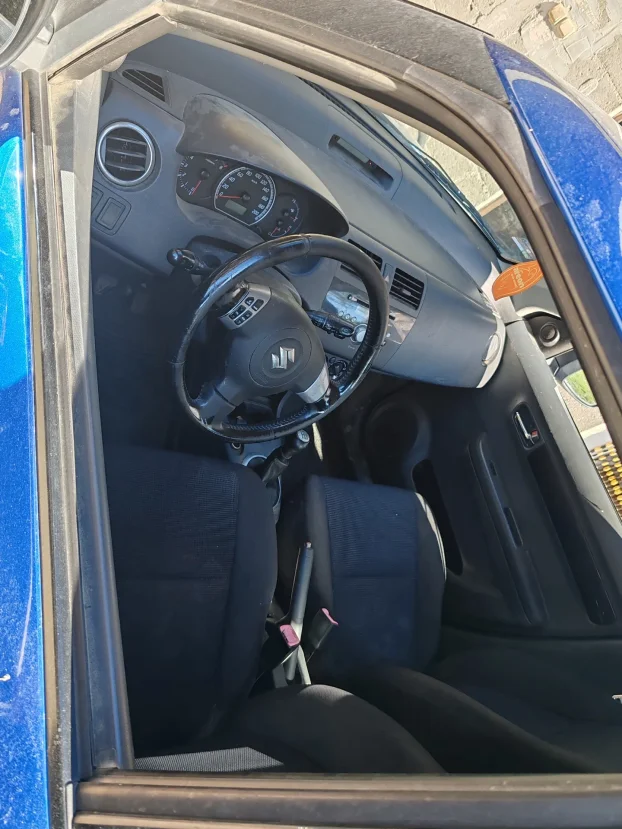 2006 Suzuki Swift 1.3