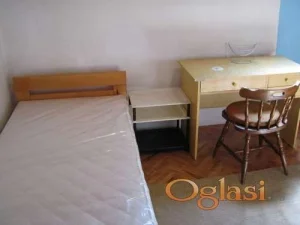 Izdajem sobu za studente